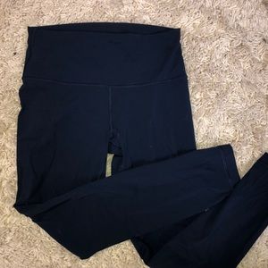 Lululemon Wunder Under high rise tight 7/8 size 8